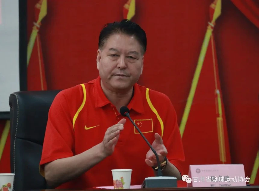 业余篮球爱好者如何借助智能反馈提高比赛表现_0